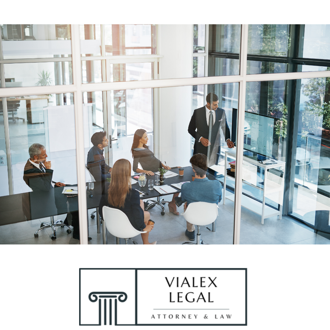 Sermaye Şirketlerinde Bölünme Süreci: Tam ve Kısmi Bölünme Detayları ve Yasal Gereklilikler